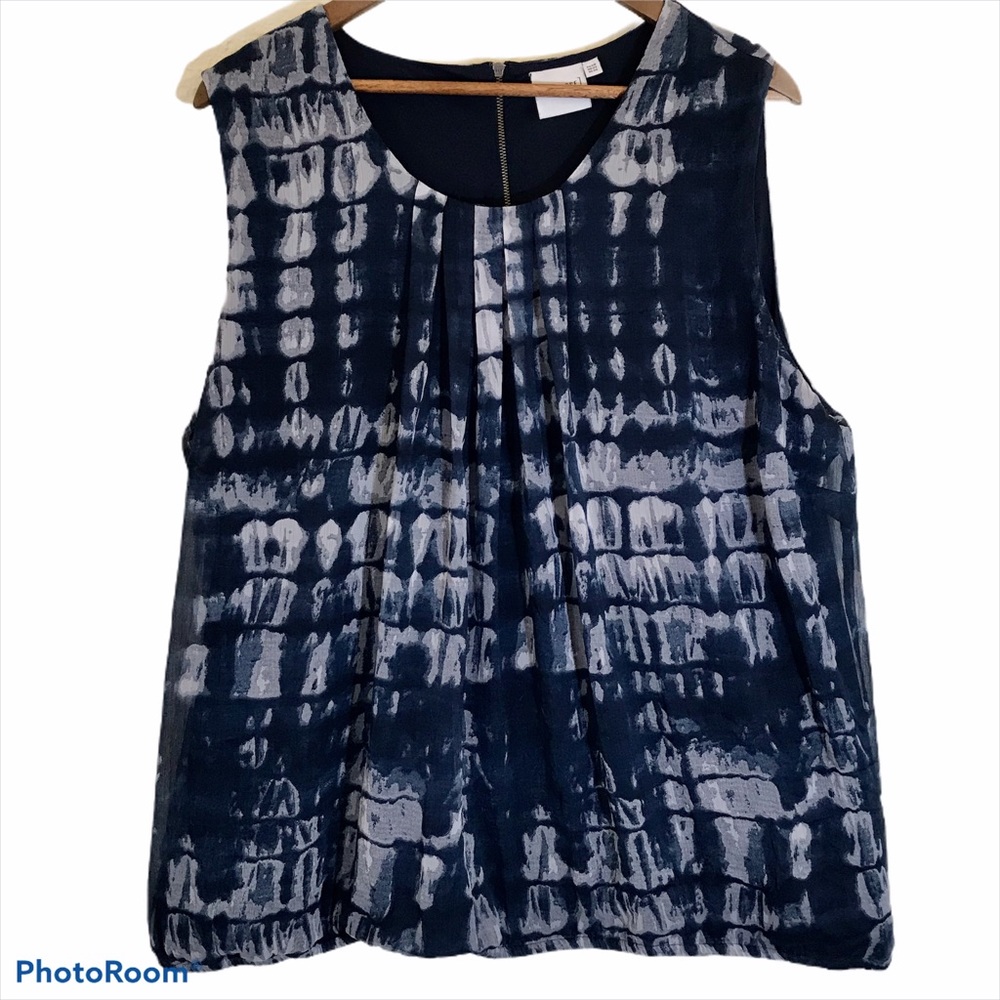Junarose Sleeveless Lined Back Zip Top Sz 20